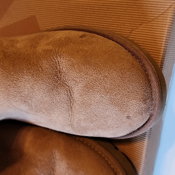 [SOLD]UGG Australia Bailey Chestnut Suede Button Boot UggBoots /  NIB - Picture 10 of 12